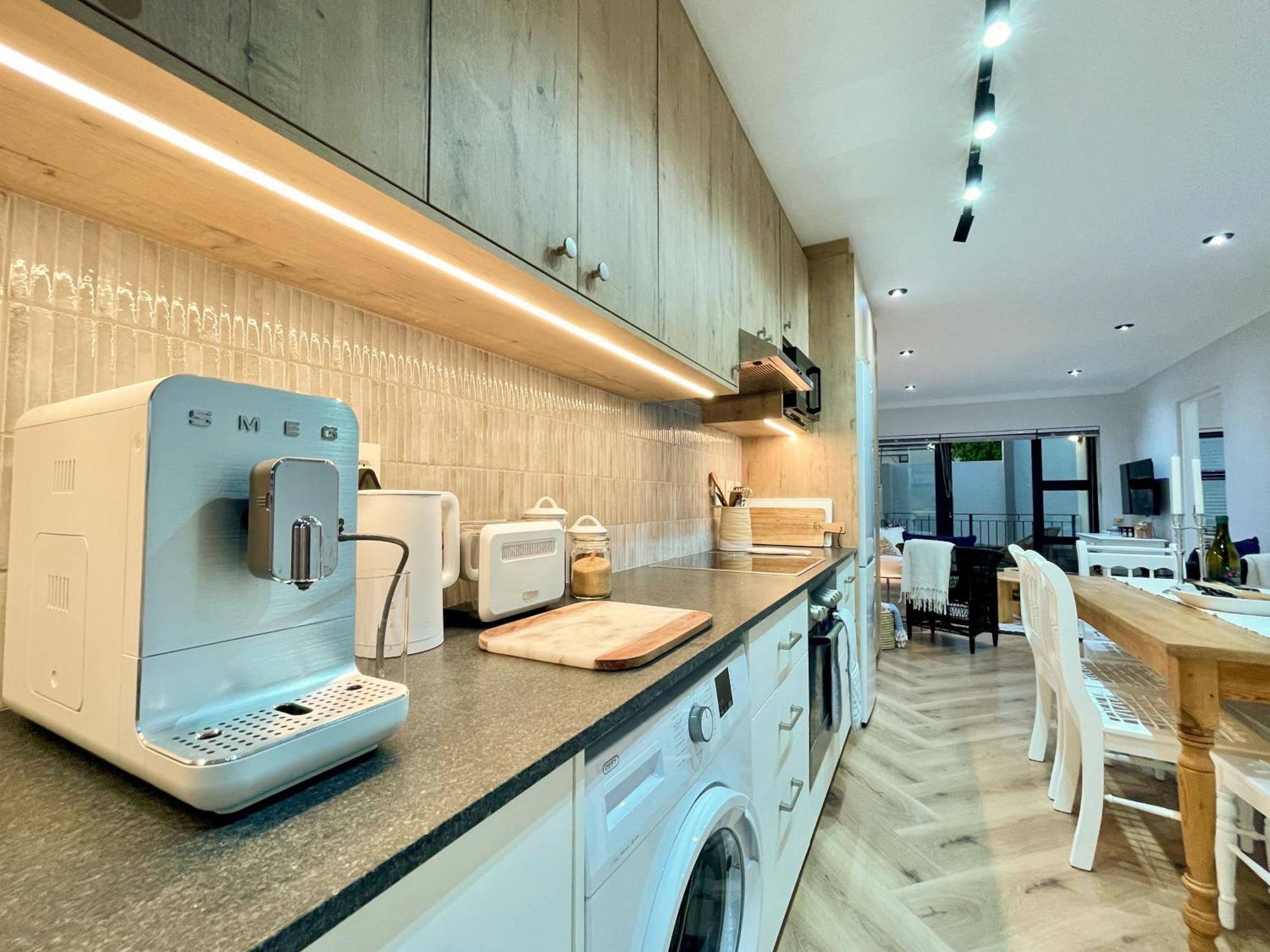 Apartment 12 Ocean Decks Cape Town